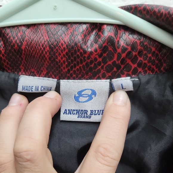 Anchor Blue feax snake skin red jacket - Picture 2 of 4